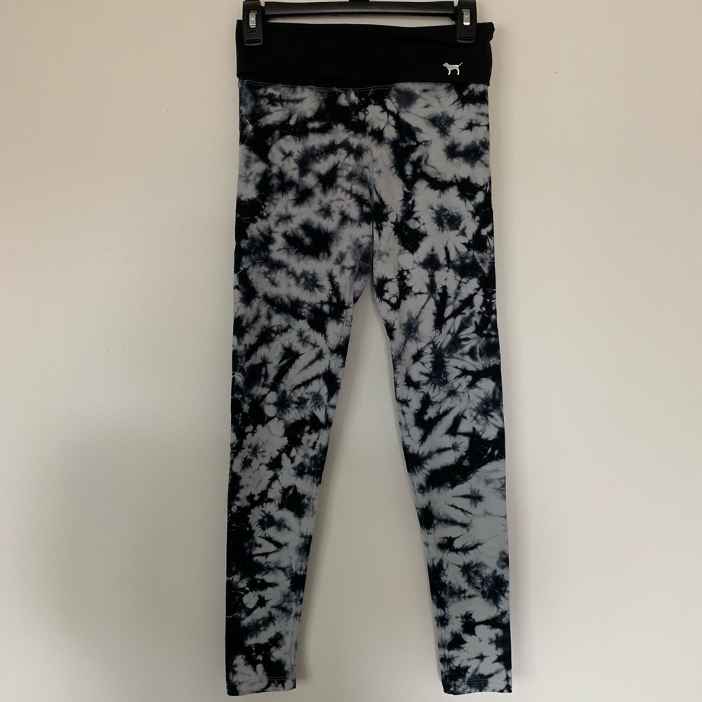 NWT PINK Tie Dye Yoga Legging